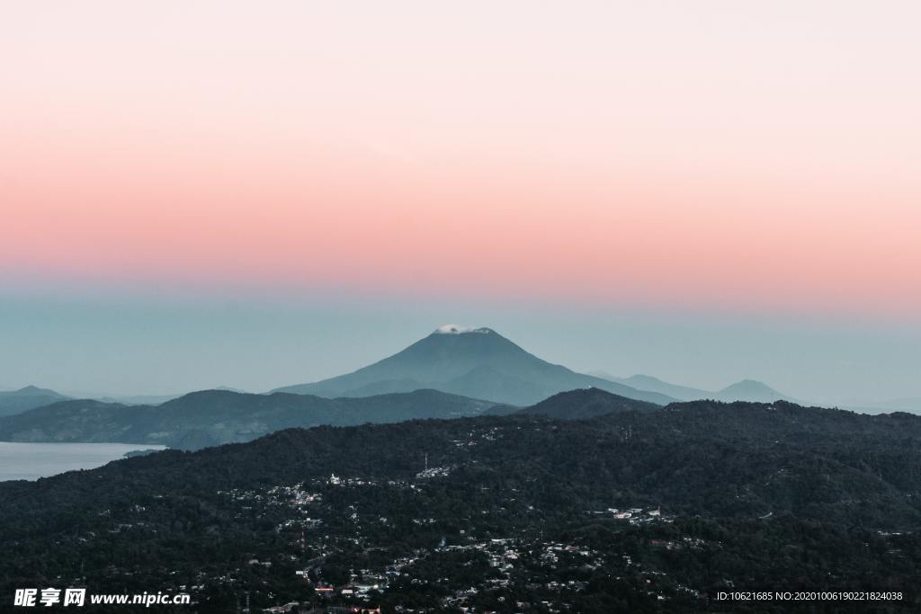 山峰