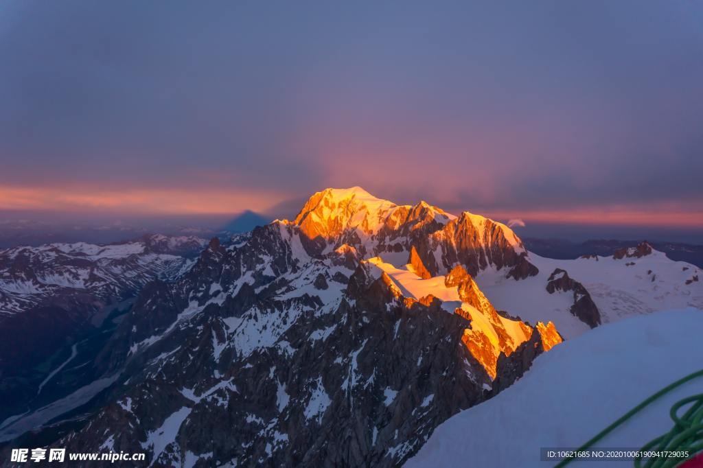 山峰