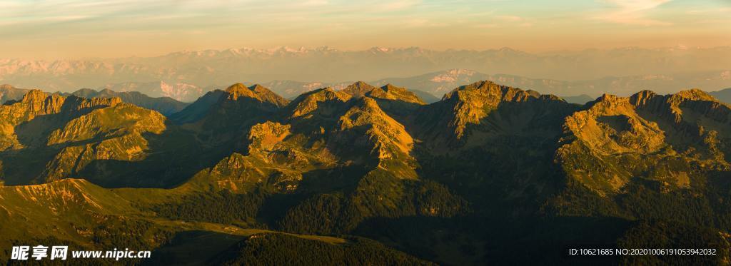 山峰