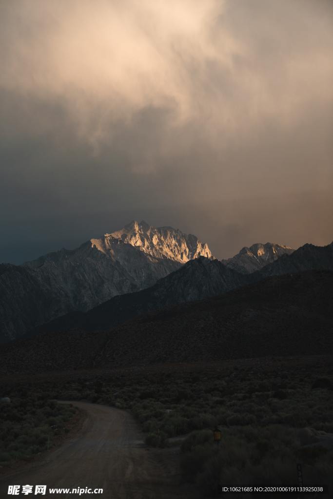 山峰