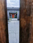 门