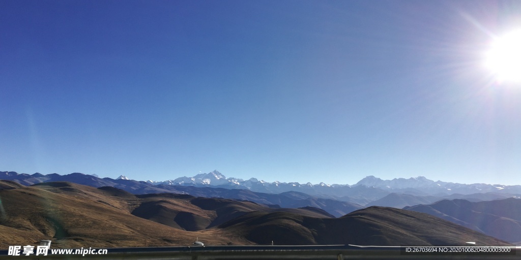 大山雪山风光