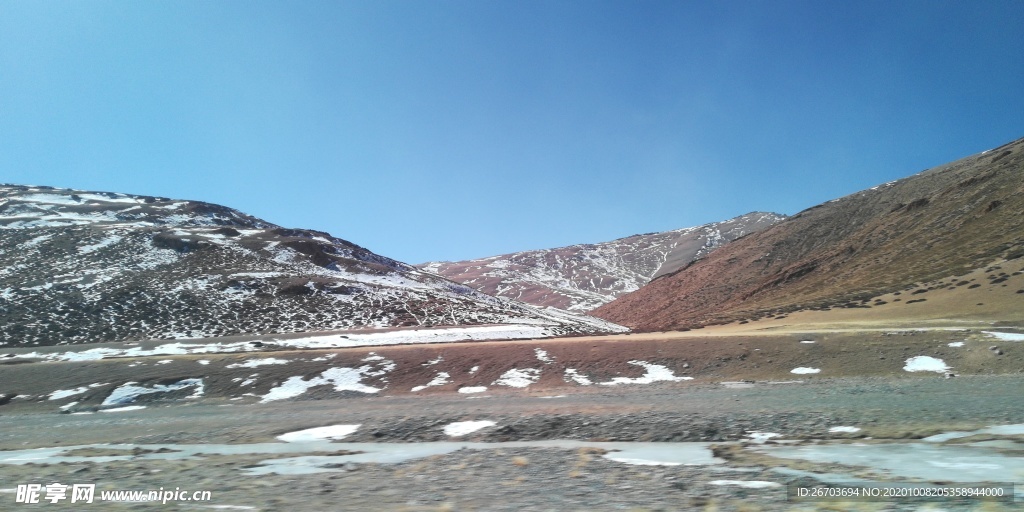 雪山荒野