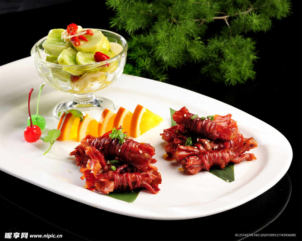 缠丝去骨鸭掌