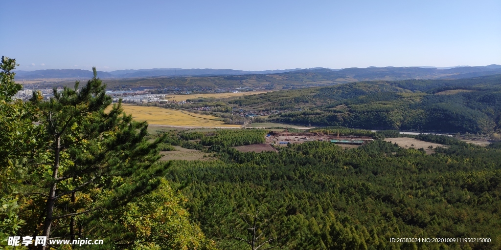 琵岩山风光