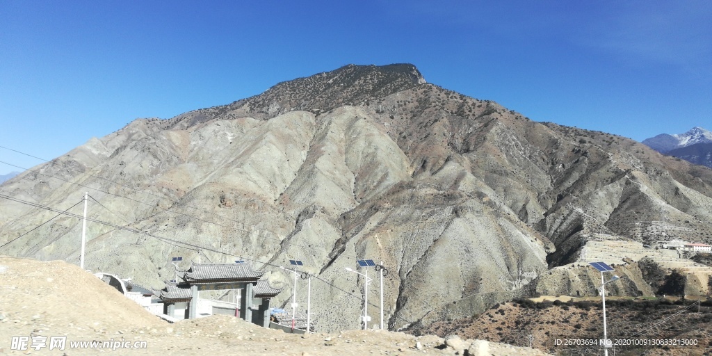 大山山村风景