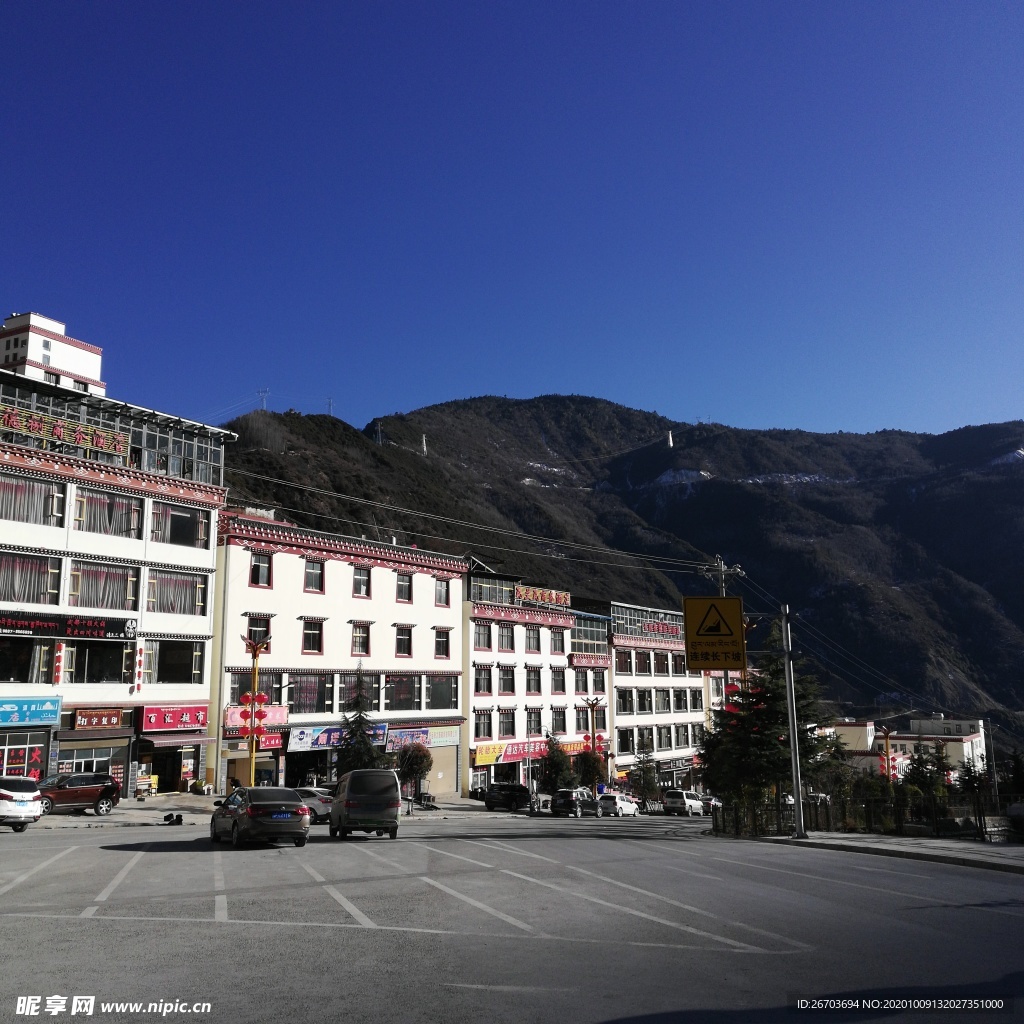 高山古镇藏区建筑风景