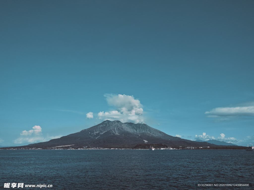 山脉 山 山顶 山峰 风景