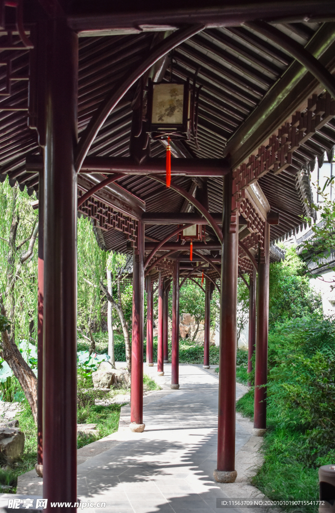 中式园林走廊