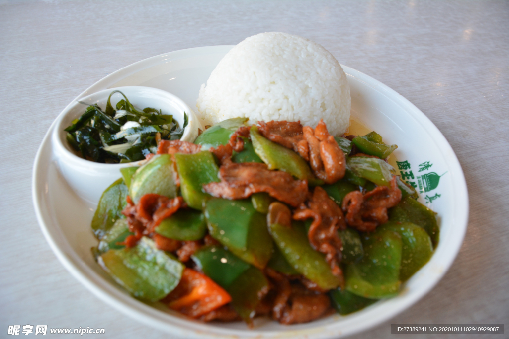 鸭片肉炒青椒