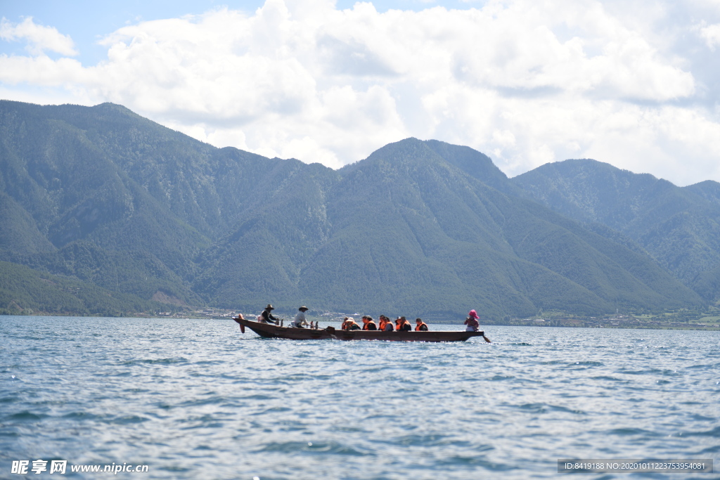 泸沽湖