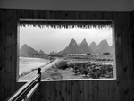 木屋山水风景窗口背景