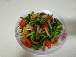 蒜心小炒肉