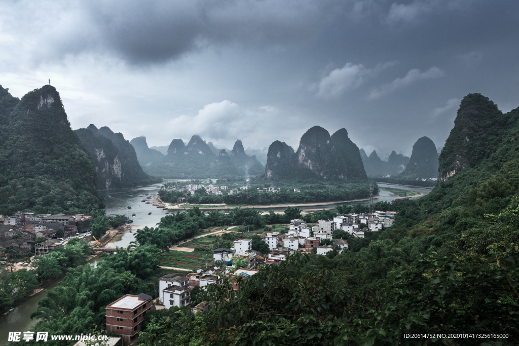 美丽的水乡人家