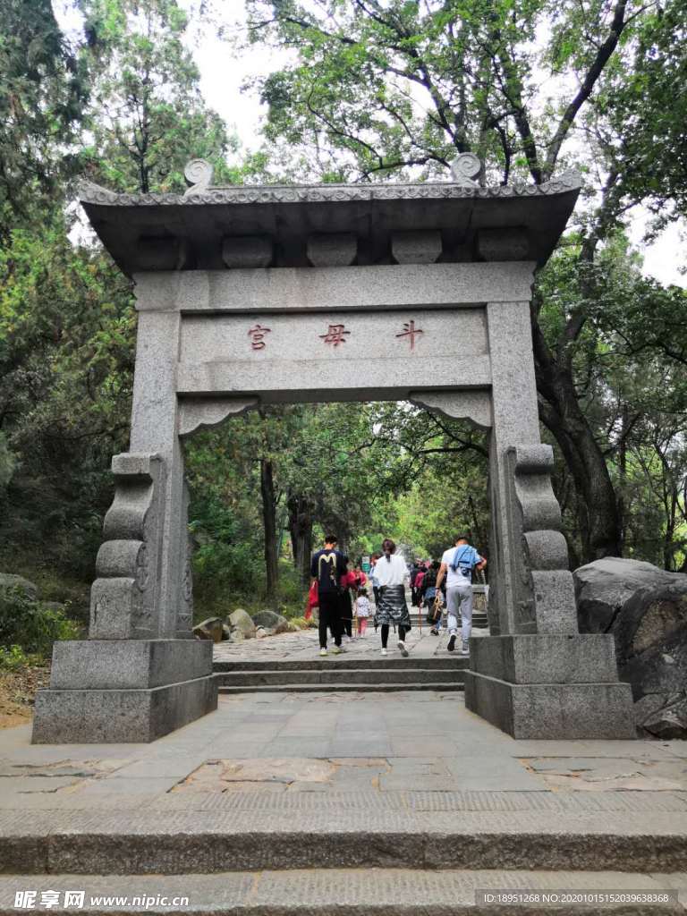 斗母宫门楼