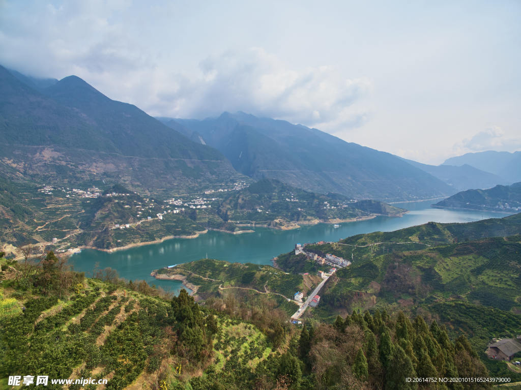 壮丽的大山美景