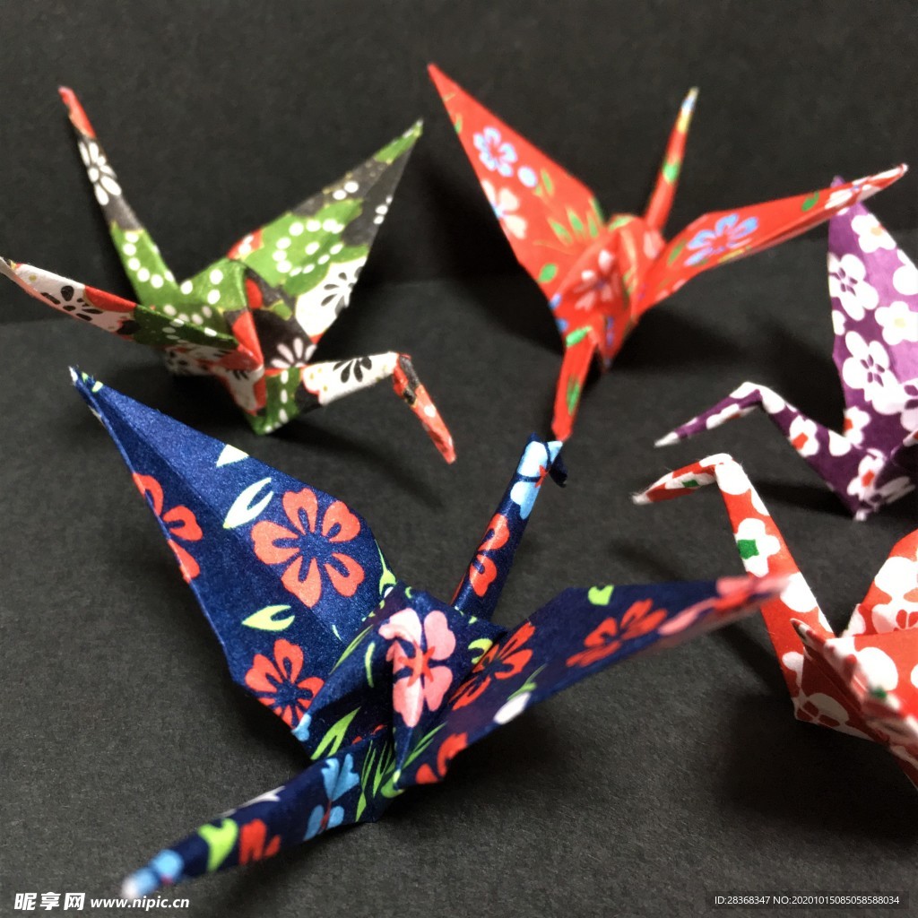 千纸鹤怎么折步骤图片，一步一步的折千纸鹤教程 - 唐山味儿