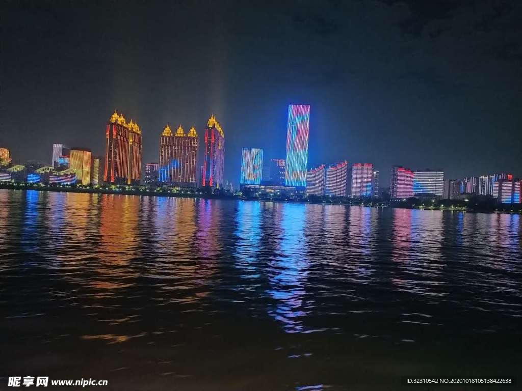 长江夜景