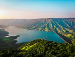 峡谷水库风景