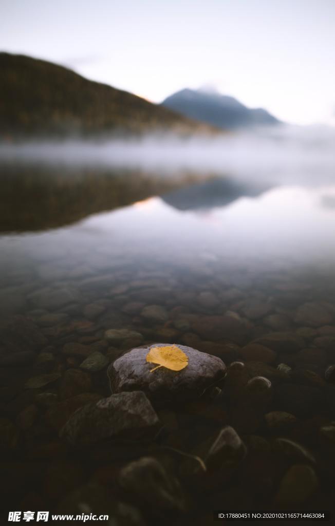 湖水