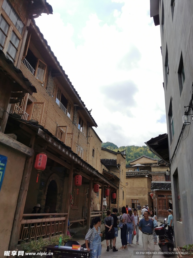 龙潭村
