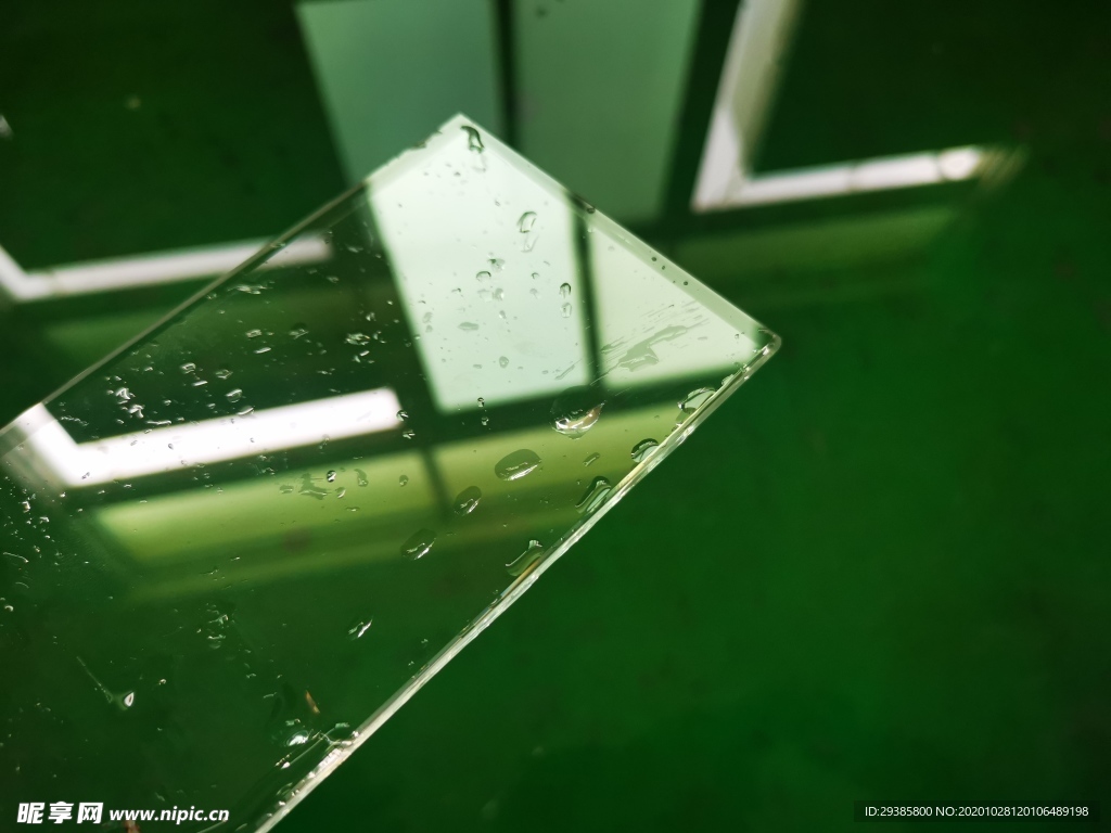 绿色&透明玻璃