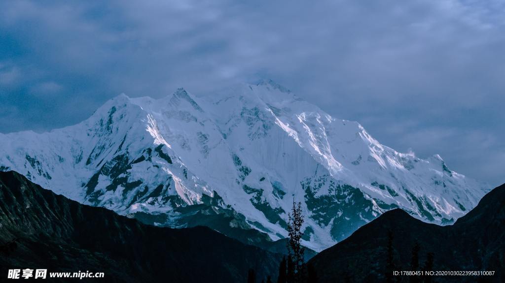 山脉