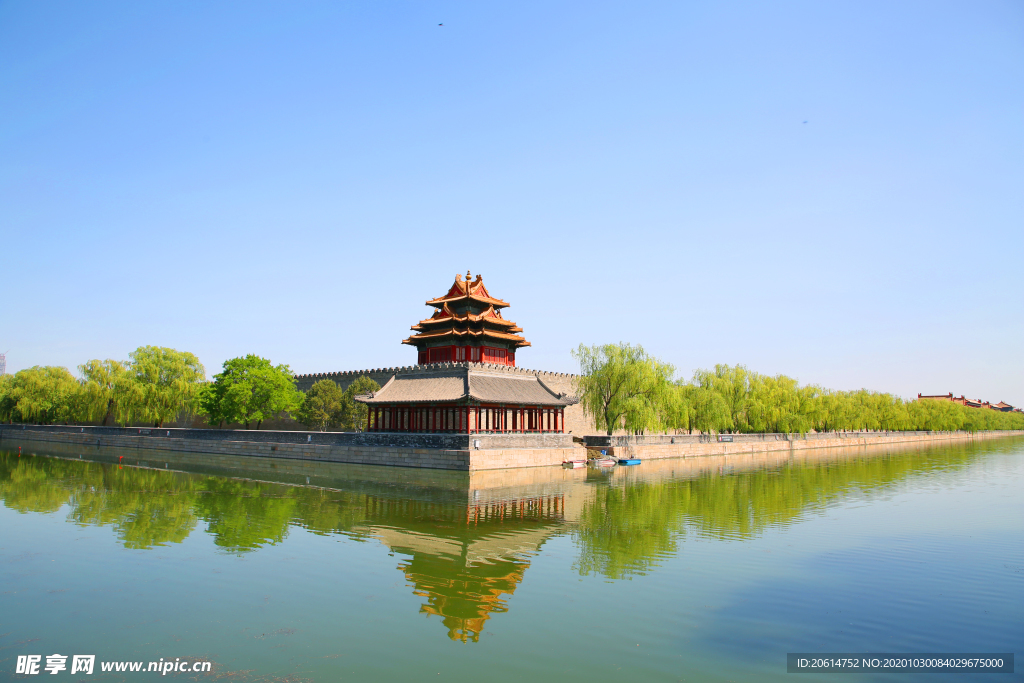 美丽的护城河美景