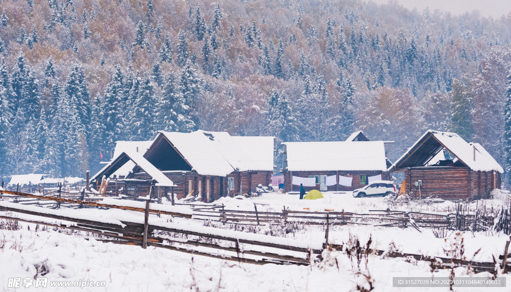 雪中小屋