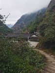 山间 凉亭
