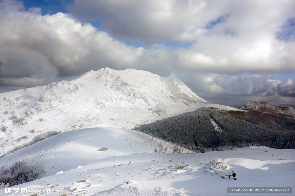 雪山