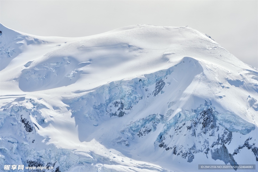 雪山