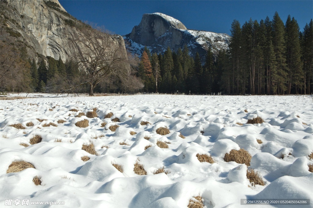 雪山
