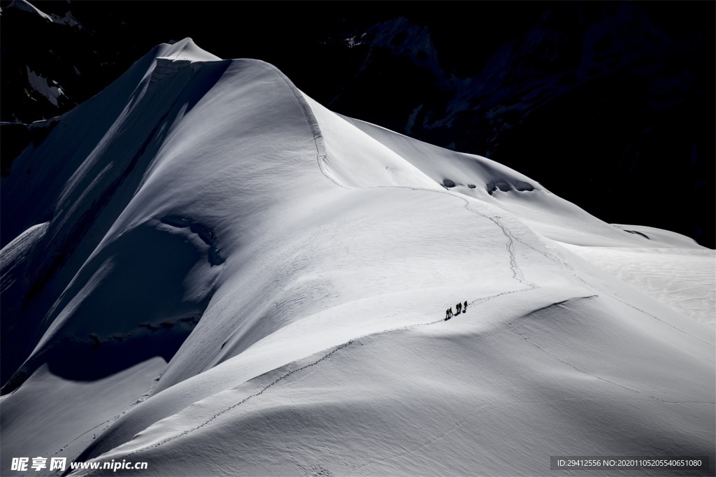 雪山