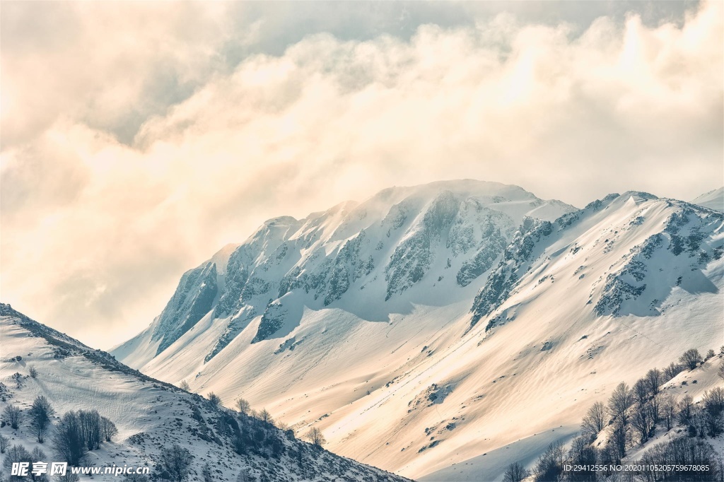 雪山