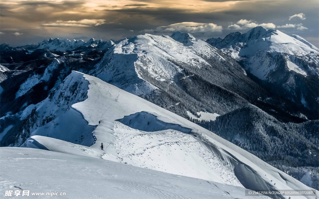 雪山