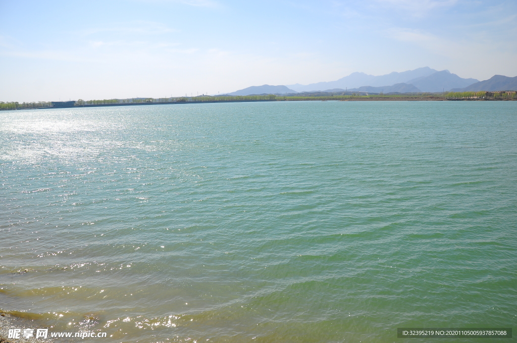 水面湖面