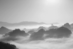 山水复古黑白背景海报素材
