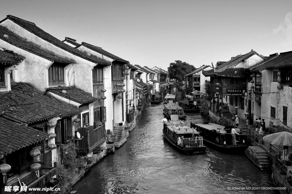 小镇湖水复古黑白背景海报素材