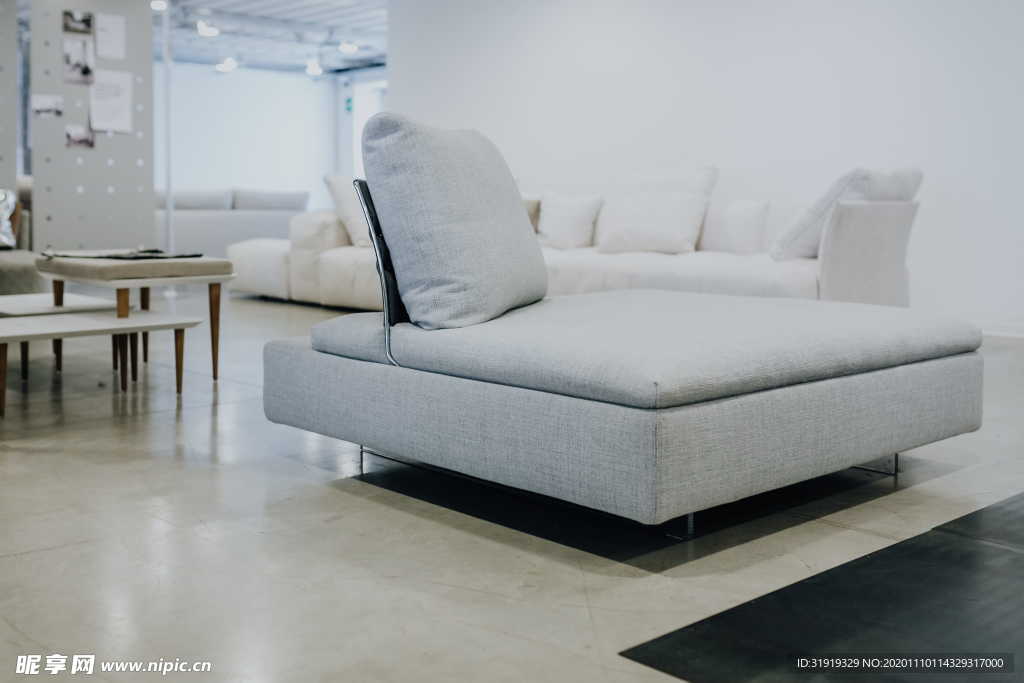 现代的 沙发