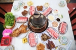 涮火锅新鲜羊肉卷