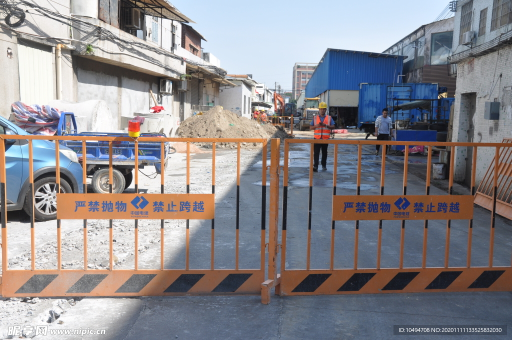 市政排水改造工地护栏工地现场