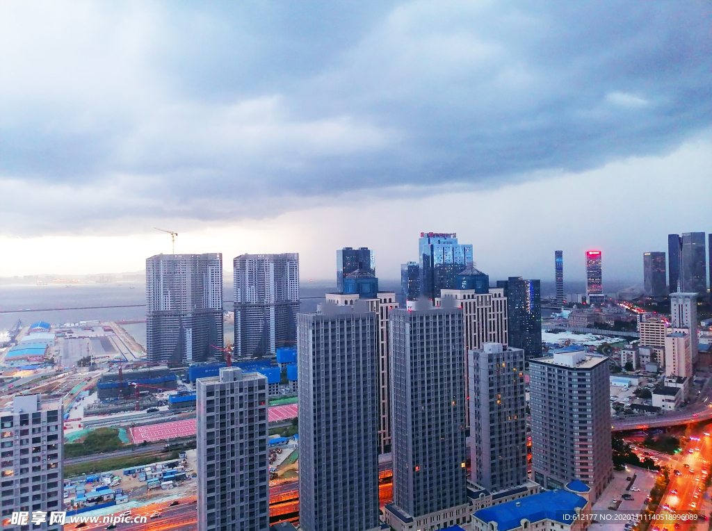 大连东港城市风景