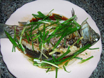 家常菜清蒸鲫鱼
