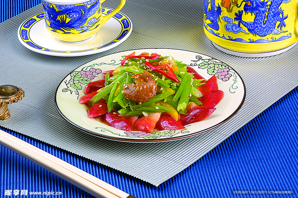 家常菜香芹金钩北极贝
