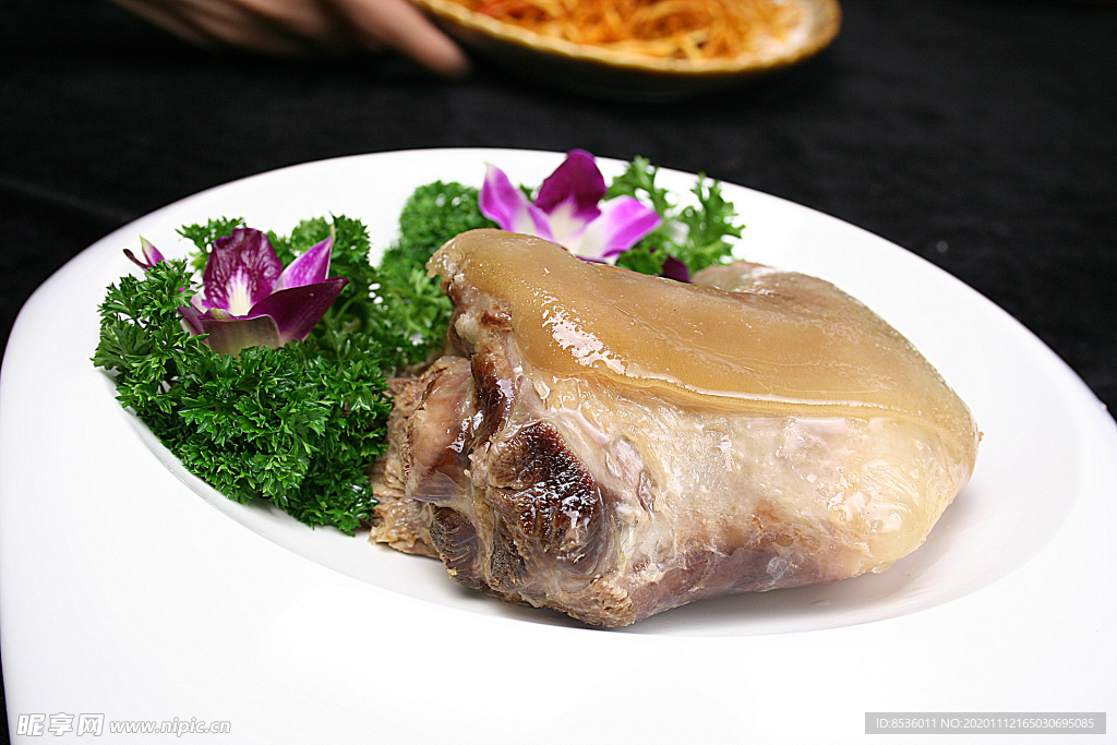家常菜烤大腿