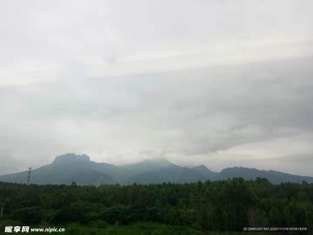天气