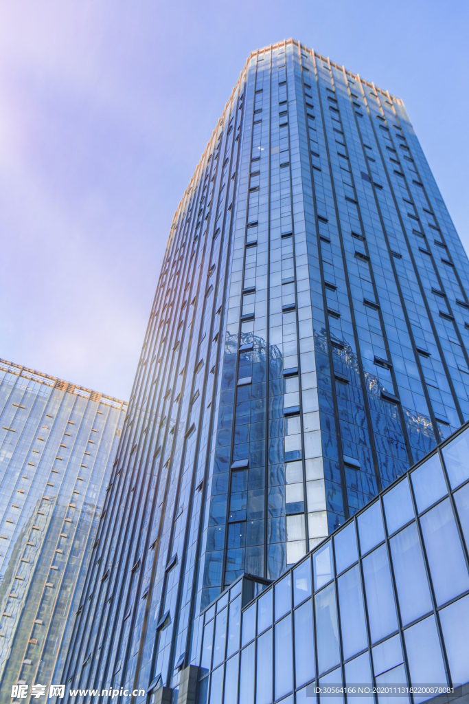城市高楼建筑背景海报素材