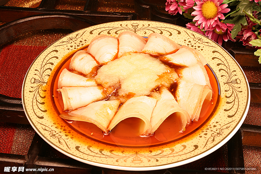家常菜秘制蒜泥白肉