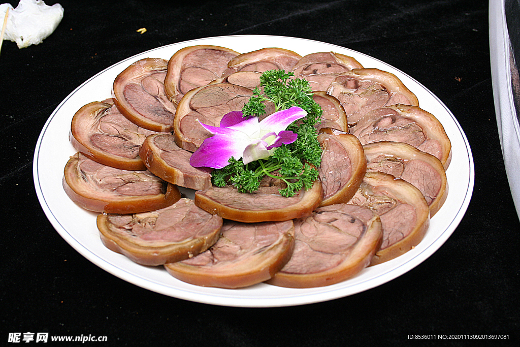 家常菜花江狗肉
